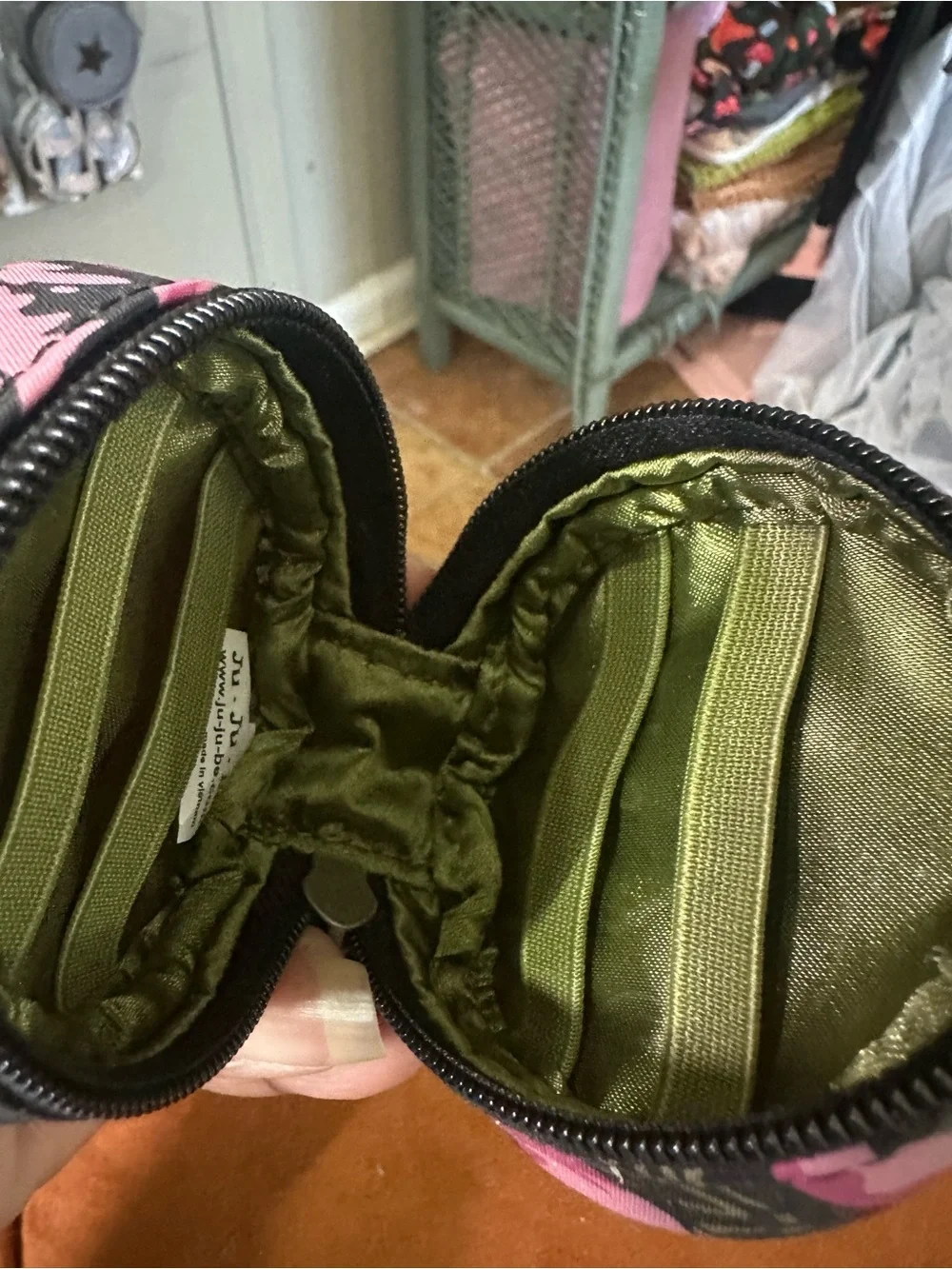 Ju-Ju-Be Paci Holder